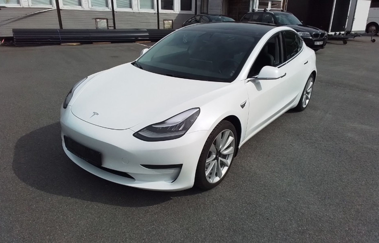 Tesla MODEL 3 LONG RANGE AWD | FSD | Premium Lyd | H.Feste